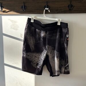 Lululemon Athletica Black and Gray Patterned Shorts with Orange Zipper